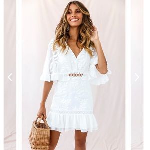 NWT Selfie Leslie White Dress